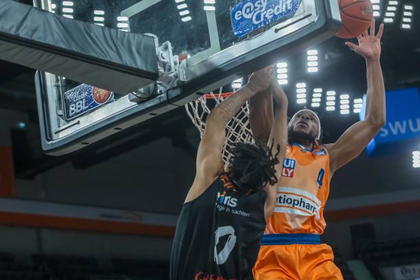 的国际合作 的国际合作