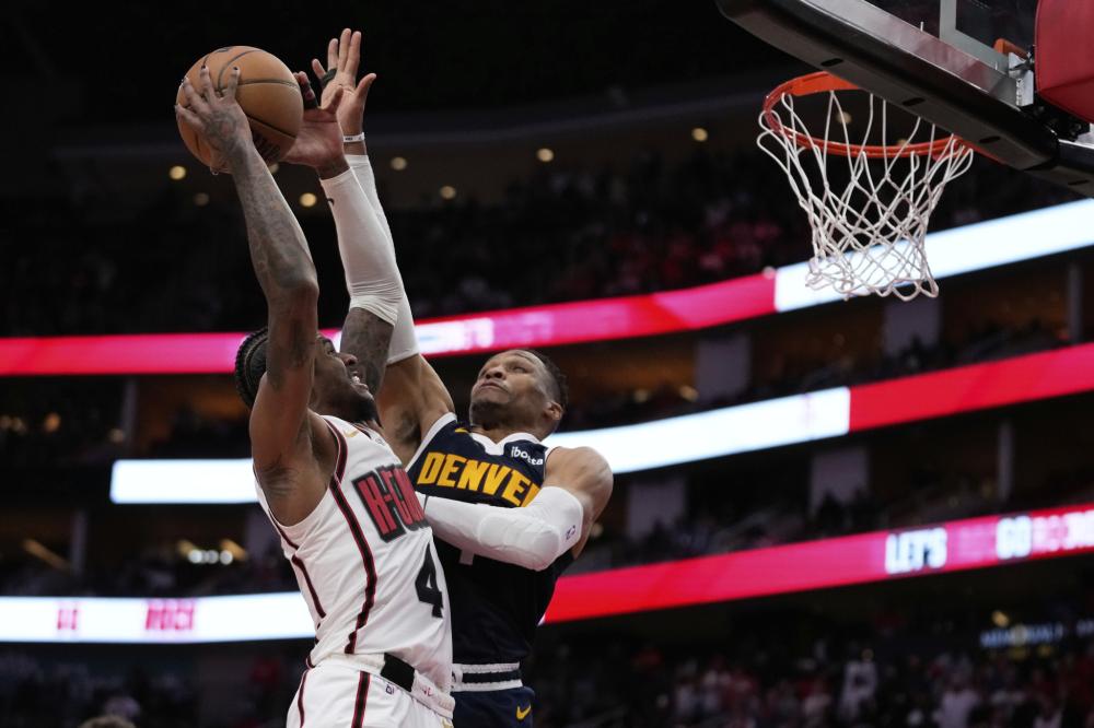 中立下汗马 中立下汗马