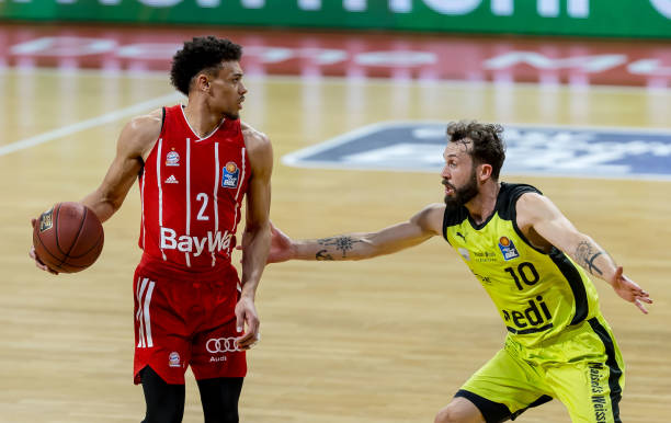 聚焦于青少 聚焦于青少